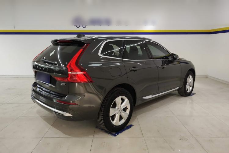 Used Volvo XC60 2022 B5 4x4 Zhiyi Luxury Edition
