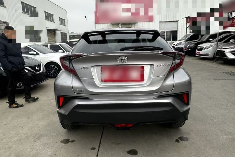 Used Toyota IZOA 2020 2.0L Yichi Version
