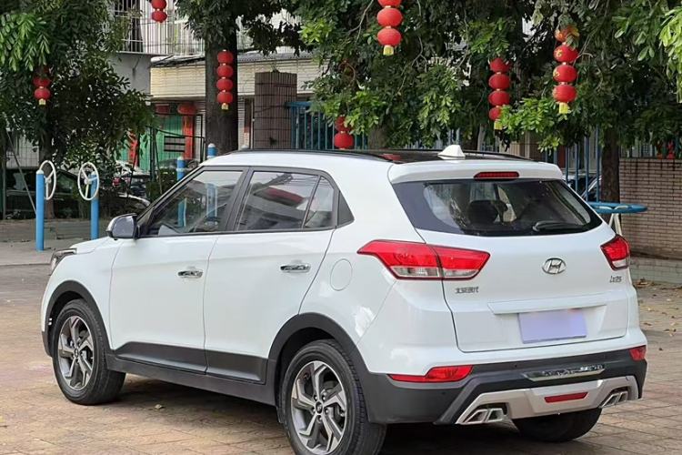 Used Hyundai ix25 2017 1.6L Automatic Smart Version
