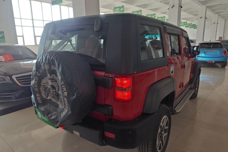 Used  BJ40 2016 40L 2.3T Automatic All-Wheel Drive Premium Edition
