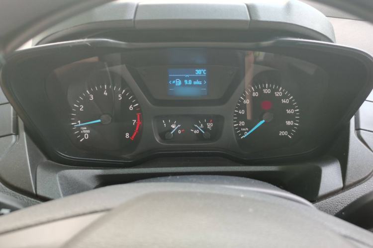 Used Ford Transit 2020 2.0T Gasoline Multi-Purpose Commercial Vehicle Mid-Drive Low-Roof Lift-Up Tailgate China VI Standard