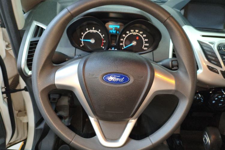 Used Ford EcoSport 2013 1.5L Automatic Fashion Model