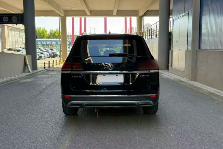 Used Volkswagen Teramont 2020 330TSI Two-Wheel-Drive Luxury Edition China VI Standard
