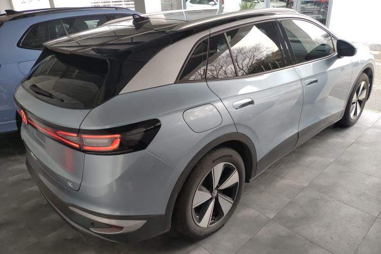 Used Volkswagen ID.4 X 2025 Smart Version Pure & Intelligent Enjoyment Edition
