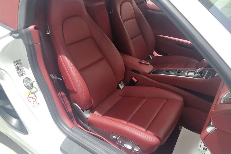 Used Porsche 718 2022 Boxster 2.0T
