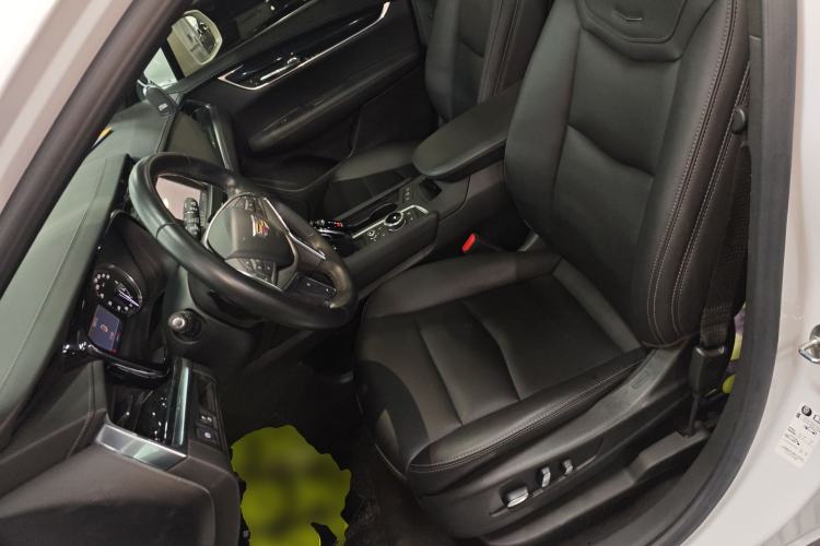 Used Cadillac XT5 2022 2.0T Two-Wheel Drive Luxury Version