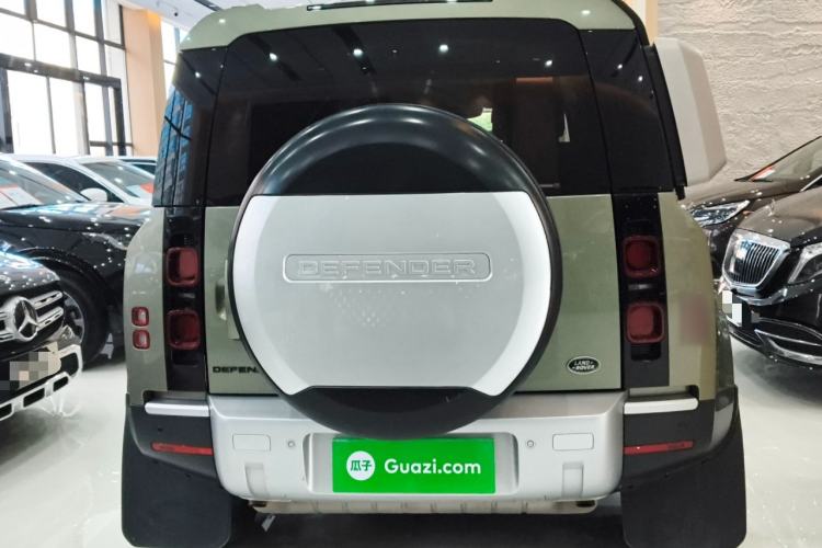 Used Land Rover Defender 2022 90 2.0T P300 SE
