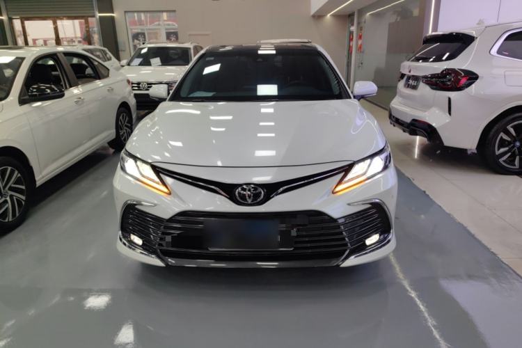 Used Toyota Camry 2021 2.5G Luxury Edition
