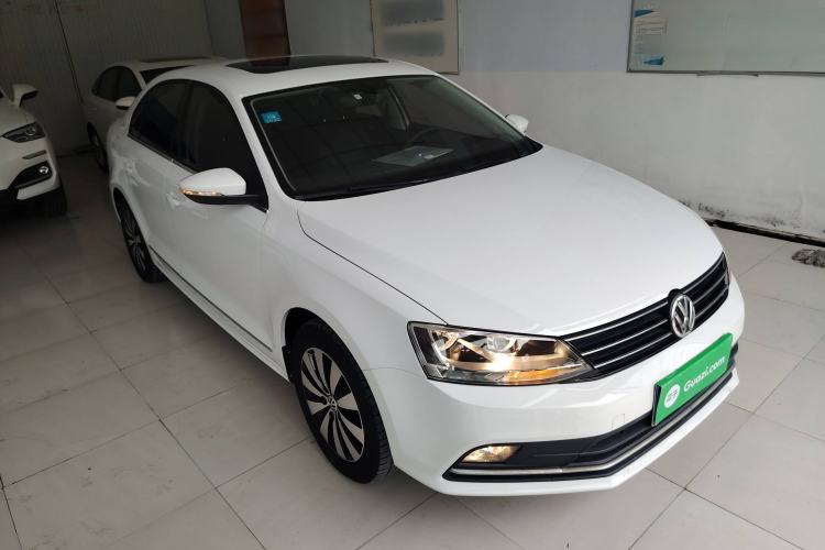 Used Volkswagen Sagitar 2018 1.6L Manual Comfort Model