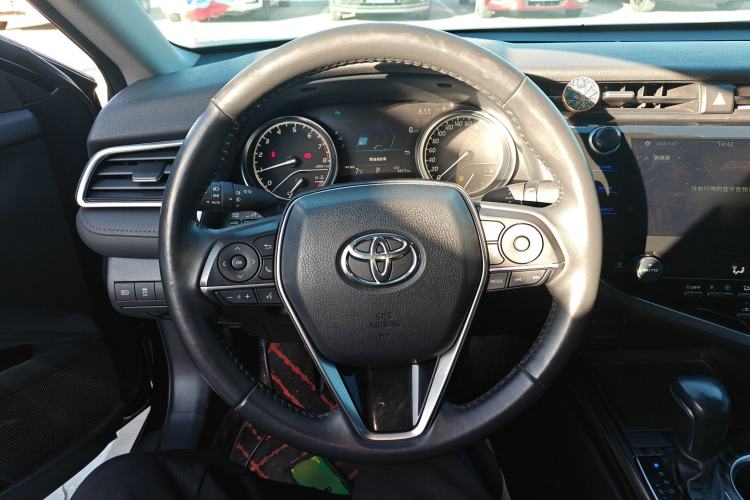 Used Toyota Camry 2019 Revised Version 2.5G Luxury Edition
