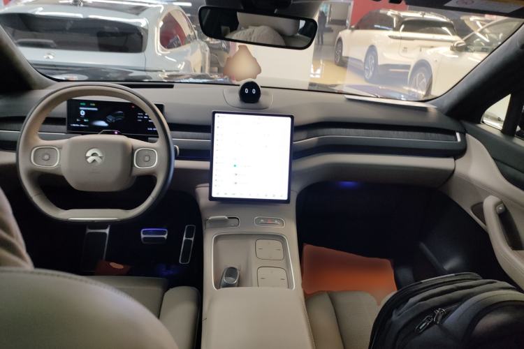 Used Nio ES8 2023 75 kWh