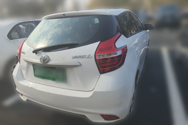 Used Toyota YARiS L 2017 1.5G CVT JingSu Model with Upgraded Sunroof
