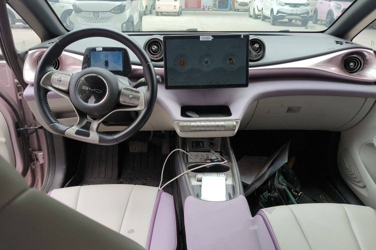 Used BYD Dolphin 2021 405 km Fashion Edition
