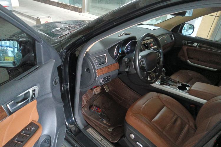 Used Haval H8 2015 2.0T Two-Wheel-Drive Luxury Version