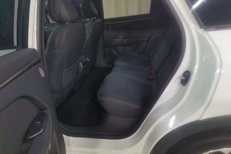 Used ARCFOX Alpha T5 2026 Model Range-Extended 1215 Yuanjing Smart Driving Version