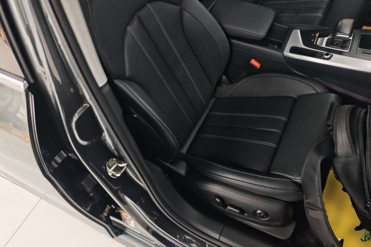 Used Audi A4L 2022 40 TFSI Fashion Dynamic Model
