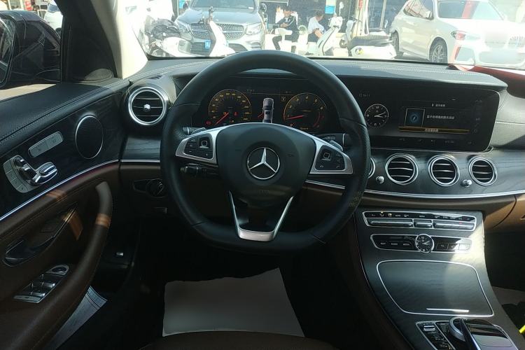 Used Mercedes-Benz E-Class 2018 Facelift E 200 L Sport 4MATIC