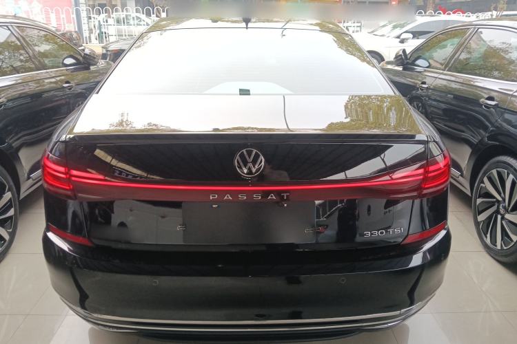 Used Volkswagen Passat 2022 330TSI Luxury Edition Custom Version