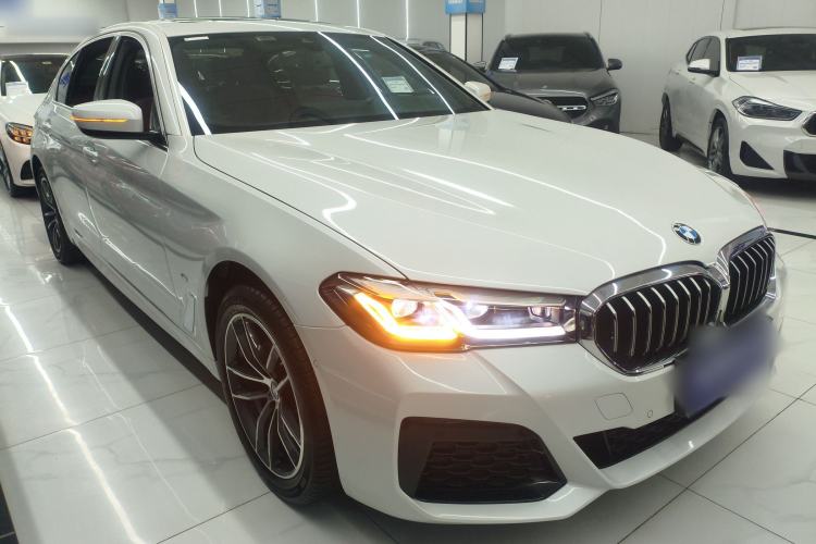 Used BMW 5 Series 2022 Second Facelift 525Li M Sport Package