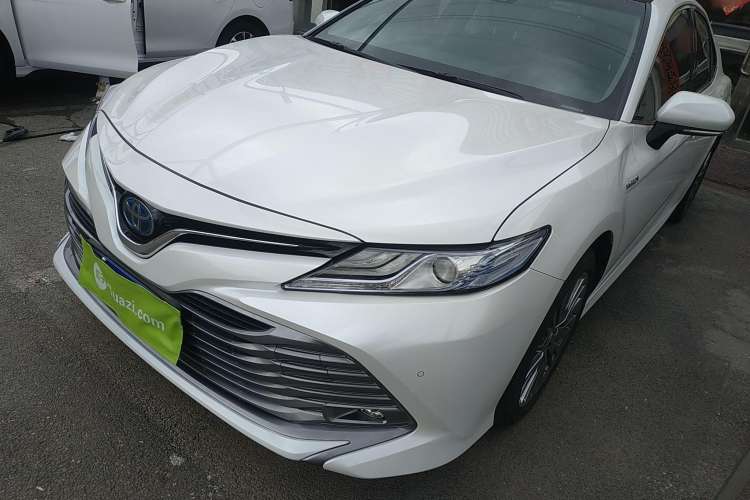 Used Toyota Camry 2019 Revised Version Dual-Engine 2.5 HG Luxury Edition
