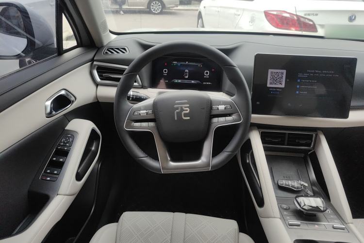 Used BYD Yuan UP 2024 401KM Beyond Edition