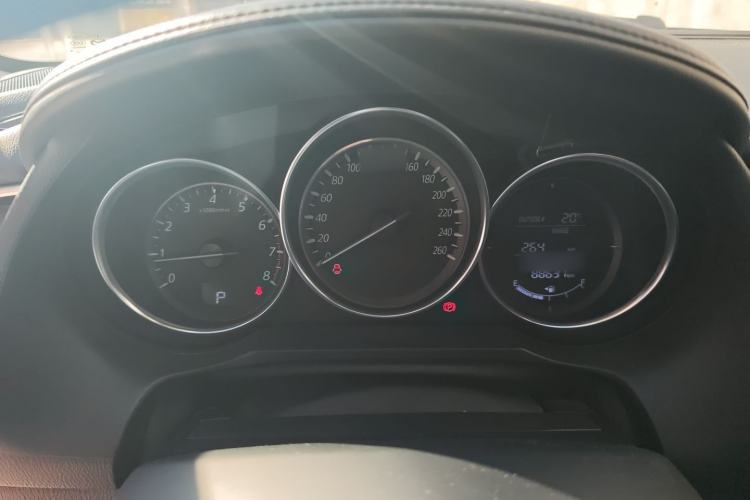 Used Mazda Atenza 2017 2.0L Blue Sky Luxury Edition
