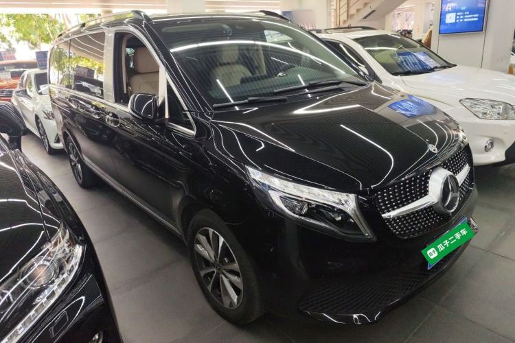 Used Mercedes-Benz V-Class 2020 V 260 Avantgarde Edition
