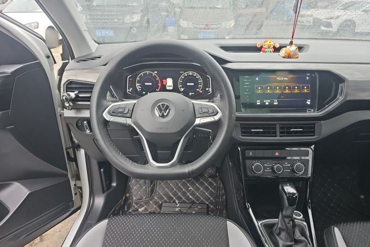 Used Volkswagen Tacqua 2020 1.5L Automatic Yue