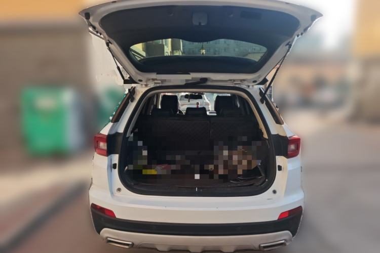 Used Changan CS55 2018 1.5T Manual Colorful Model China V Standard
