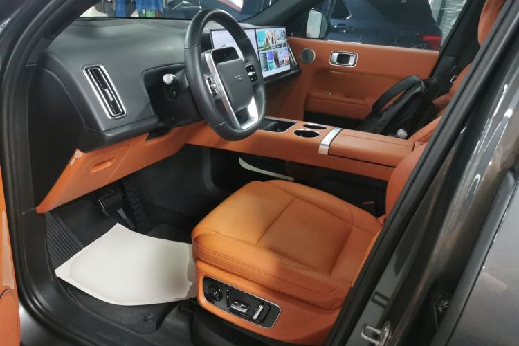 Used Li Auto L9 2022 Max model
