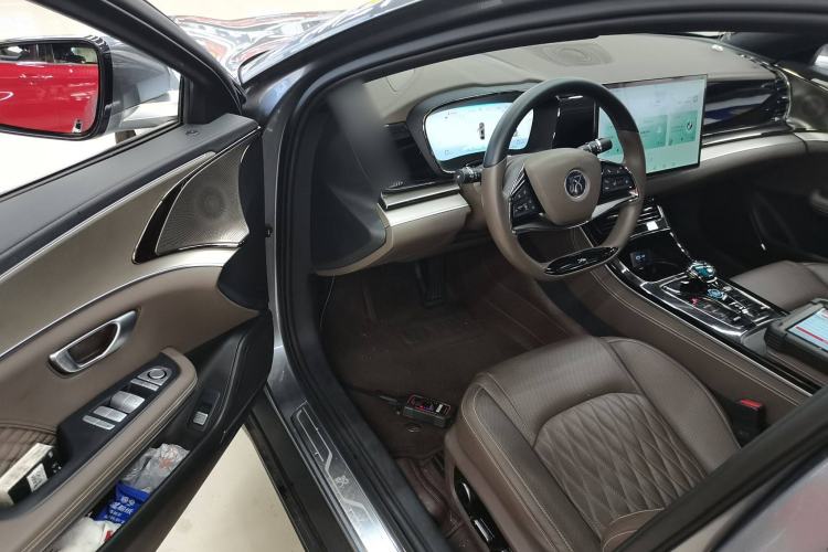 Used BYD Han 2023 EV Champion Edition 506KM Front-Wheel-Drive Premium Model
