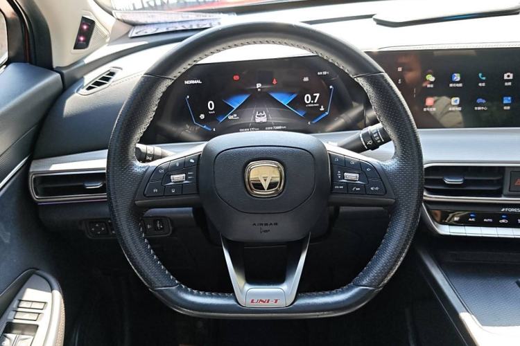 Used Changan UNI-T 2020 1.5T Prestige Version
