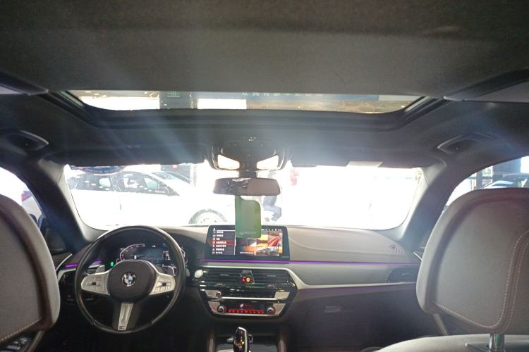 Used BMW 5 Series 2023 530Li Luxury Edition M Sport Package
