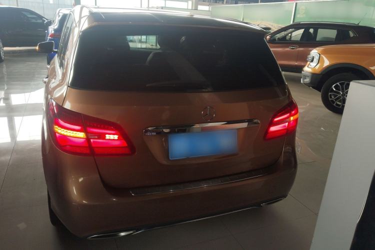 Used Mercedes-Benz B-Class 2017 B 200 Fashion Model