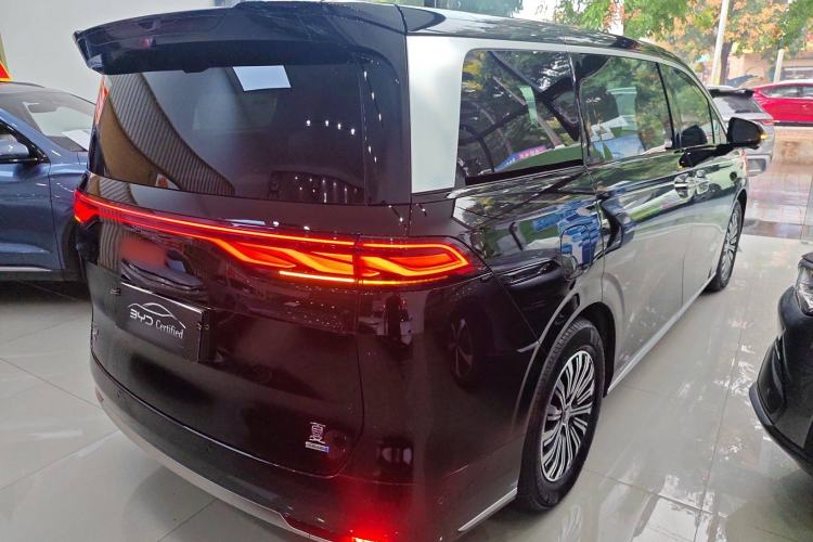 Used BYD Xia 2025 DM-i 1.5T 180km Excellence Model
