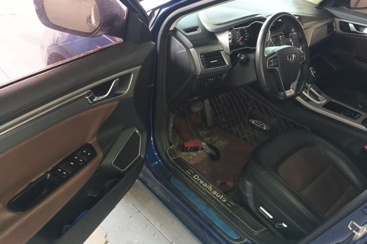 Used Geely Auto Emgrand GL 2018 1.4T DCT Prestige Smart Connectivity Version
