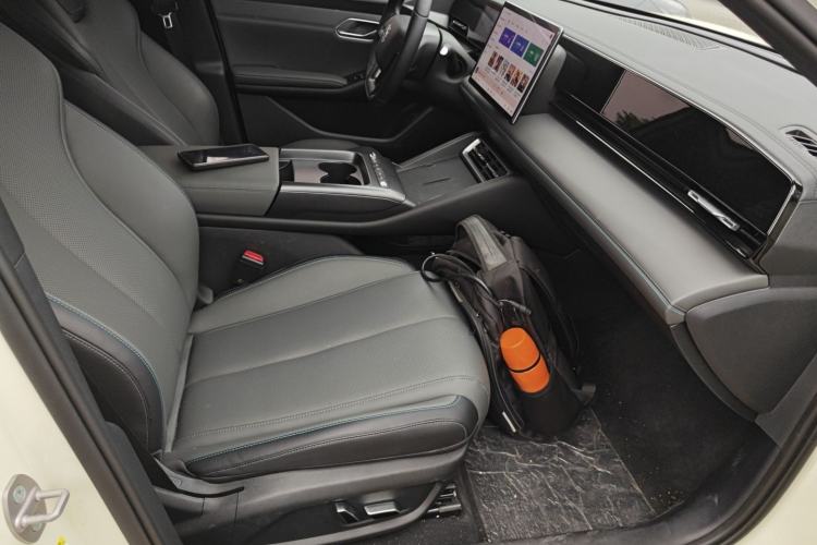 TDK.VehicleDetails.img