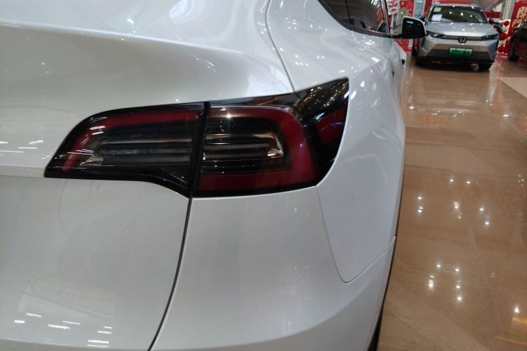 Used Tesla Model Y 2022 Rear-Wheel-Drive Version