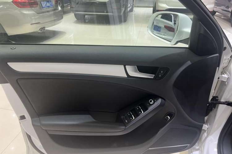 Used Audi A4L 2015 45 TFSI quattro Individual Sport Edition
