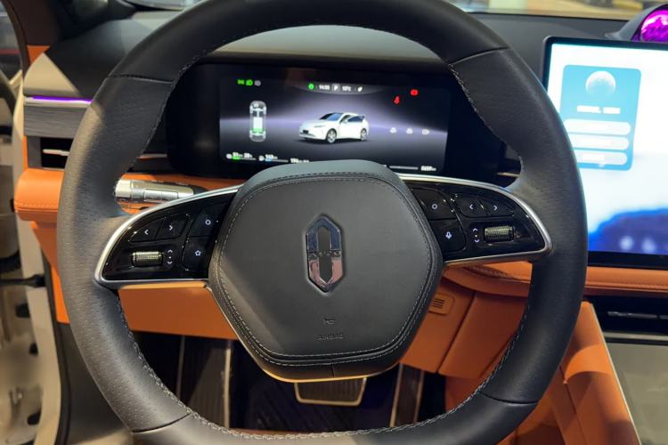 Used Hima AITO M5 2025 Extended-Range Ultra All-Wheel-Drive Version
