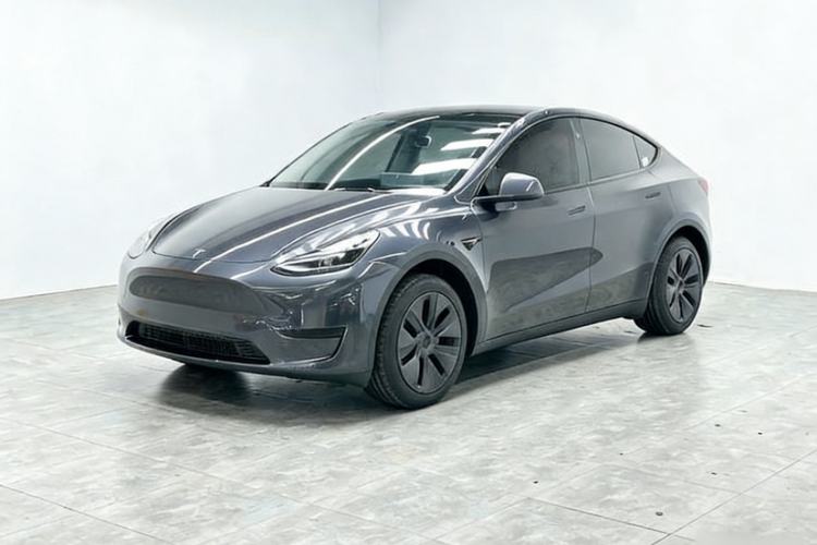 Used Tesla Model Y 2024 Rear-Wheel-Drive Version