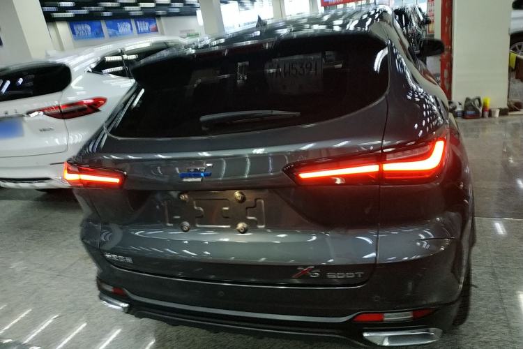 Used Oshan X5 2021 Revised Version 1.5T DCT Luxury Edition
