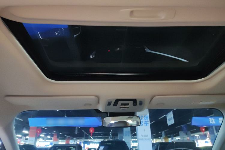 Used Toyota Granvia 2024 2.5L Hybrid Comfort Edition
