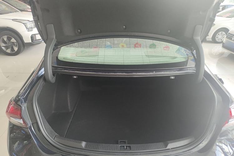 Used Buick LaCrosse 2019 28T Luxury Model
