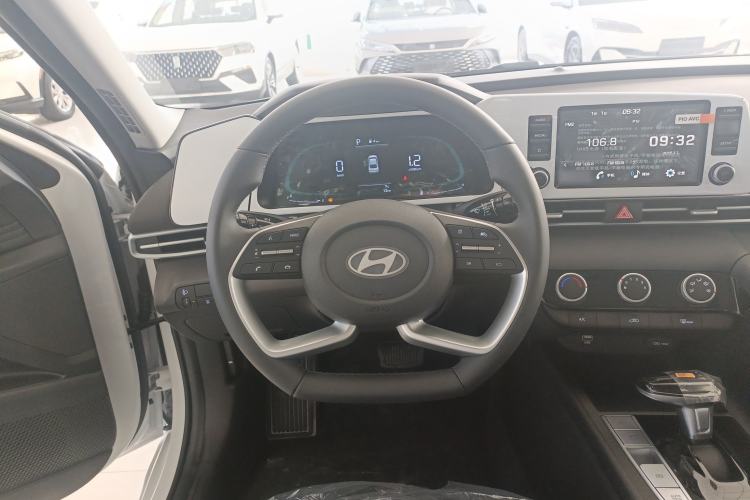 Used Hyundai Elantra 2023 1.5L CVT GLX Elite Edition
