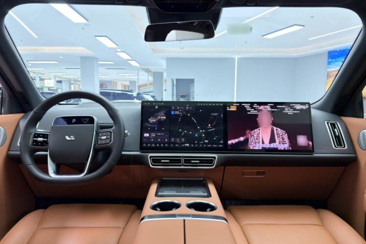 Used Li Auto L8 2023 Pro Model
