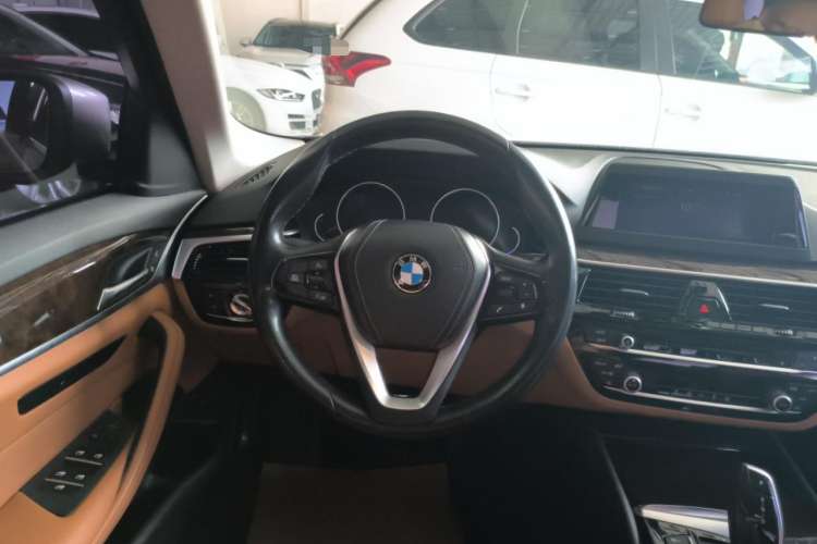 Used BMW 5 Series 2018 528Li Launch Special Edition
