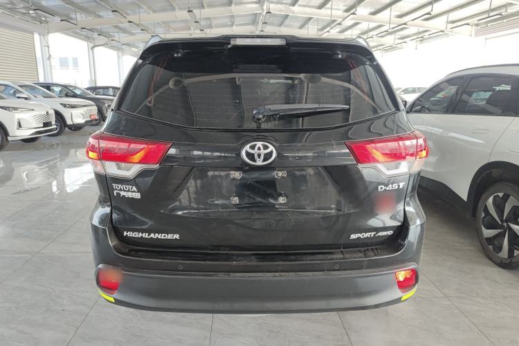 Used Toyota Highlander 2018 2.0T Four-Wheel Drive Prestige Version 7 Seats China VI Standard