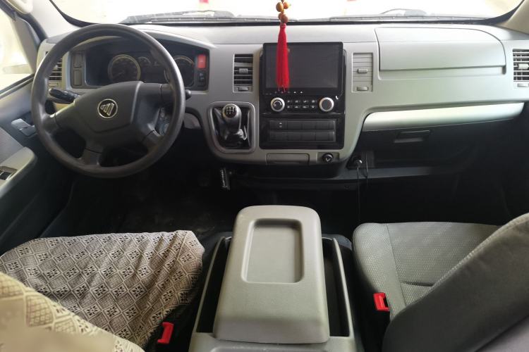 Used Foton Scenic G7 2016 2.0L Commercial Version Long Wheelbase High Roof – 4Q20M
