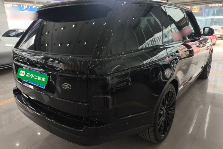 Used Land Rover Range Rover 2022 3.0 L6 400 PS Classic Extended Version